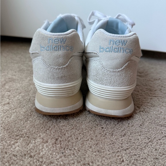 New Balance  574 Cream and Light Blue - Picture 3 of 7